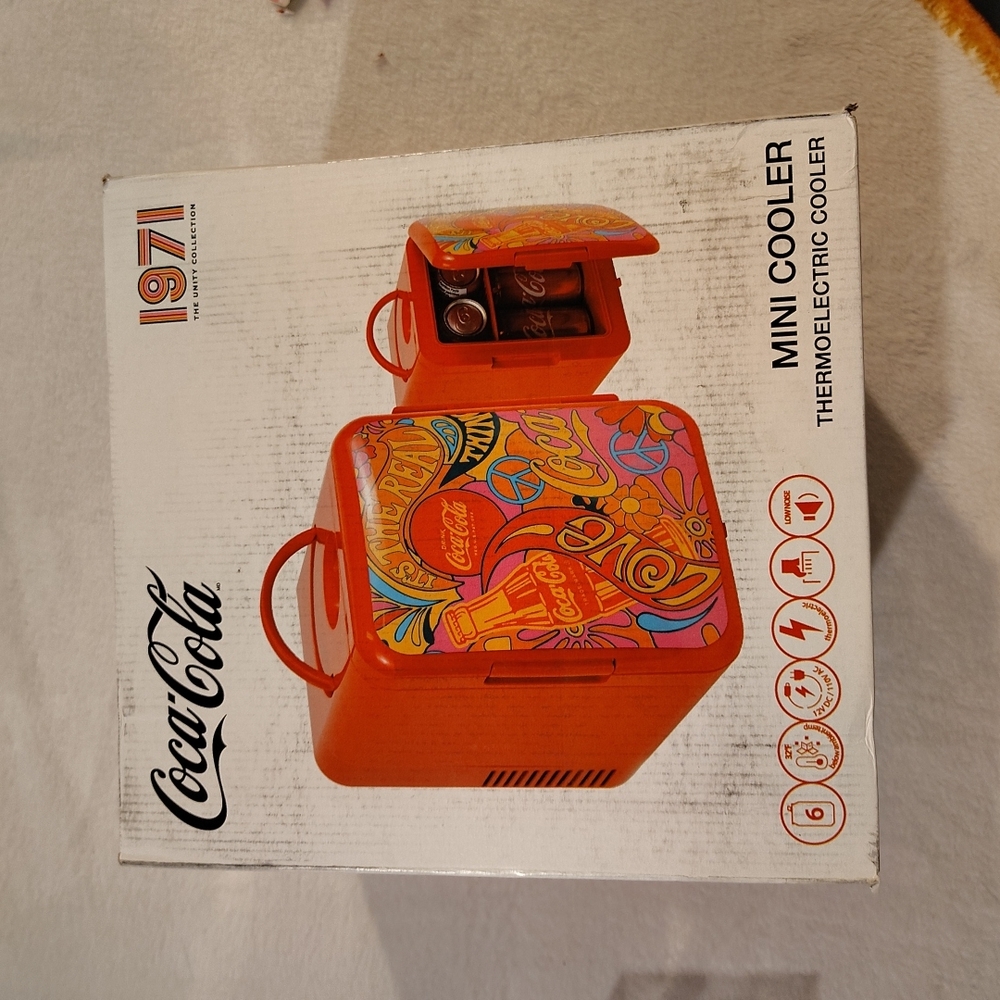 Coca Cola Red Mini Cooler